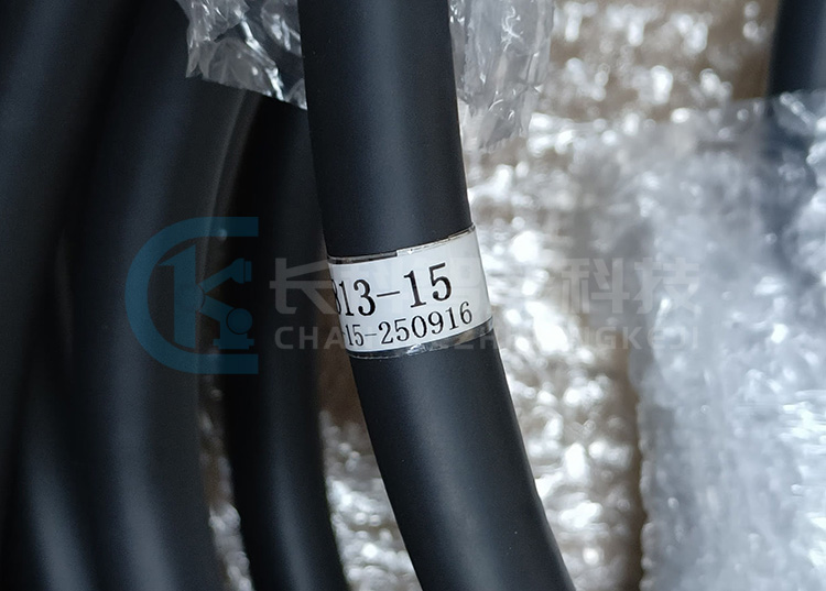 YASKAWA安川機(jī)器人動(dòng)力線(xiàn)纜HW0273813-15